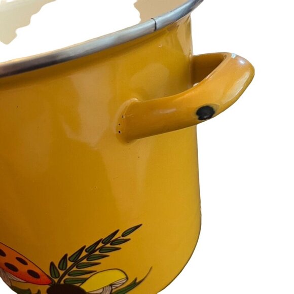 Vintage Sears Merry Mushroom Yellow Stock Pot Enamel w/ Lid 1970 Retro MCM - Picture 2 of 10